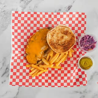 Cheeseburger Deluxe